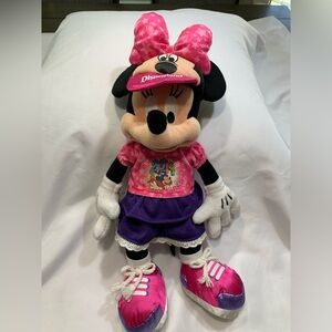 Walt Disney World Disney Parks 2014 Minnie Mouse Plush Doll 18 Inches